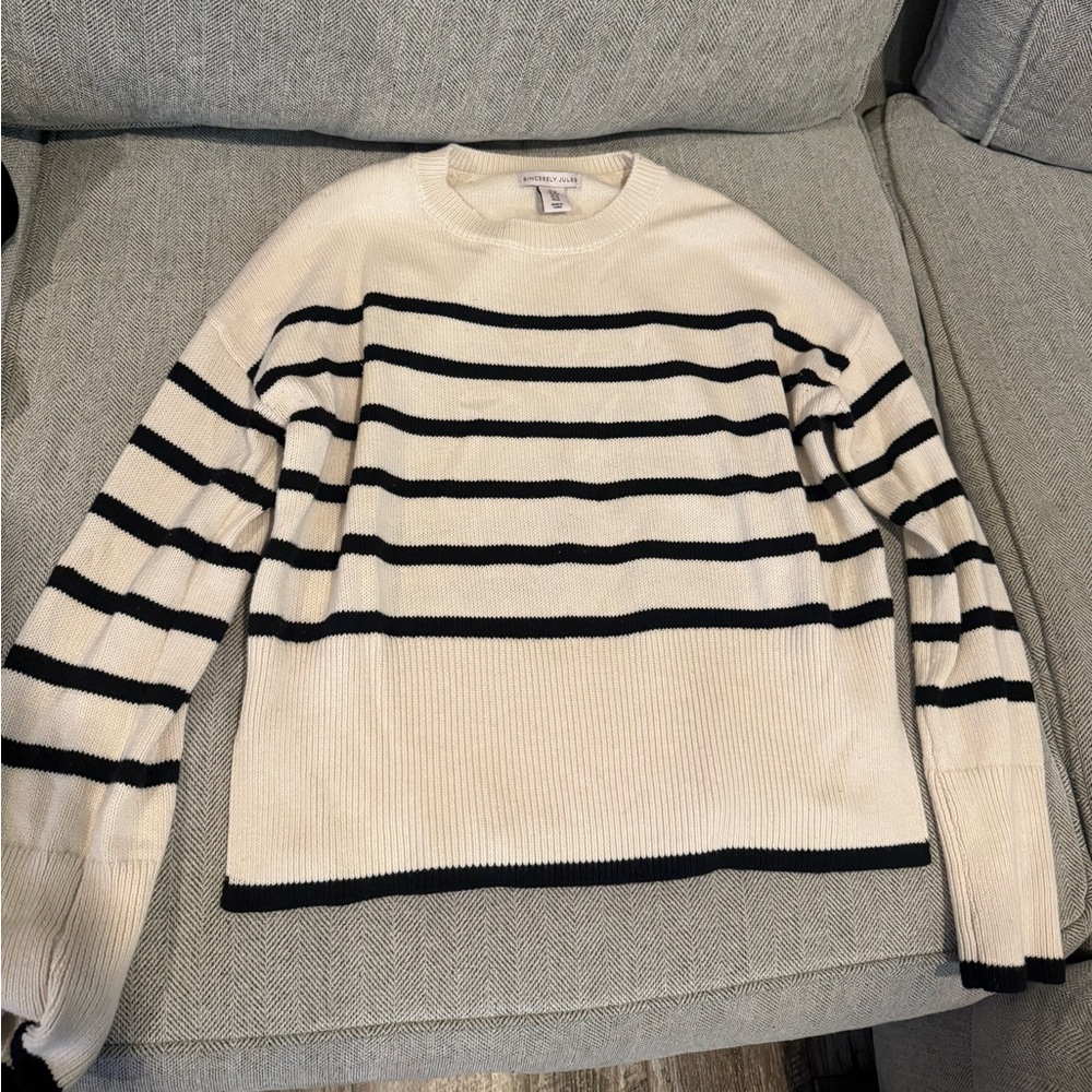 women’s striped sweater